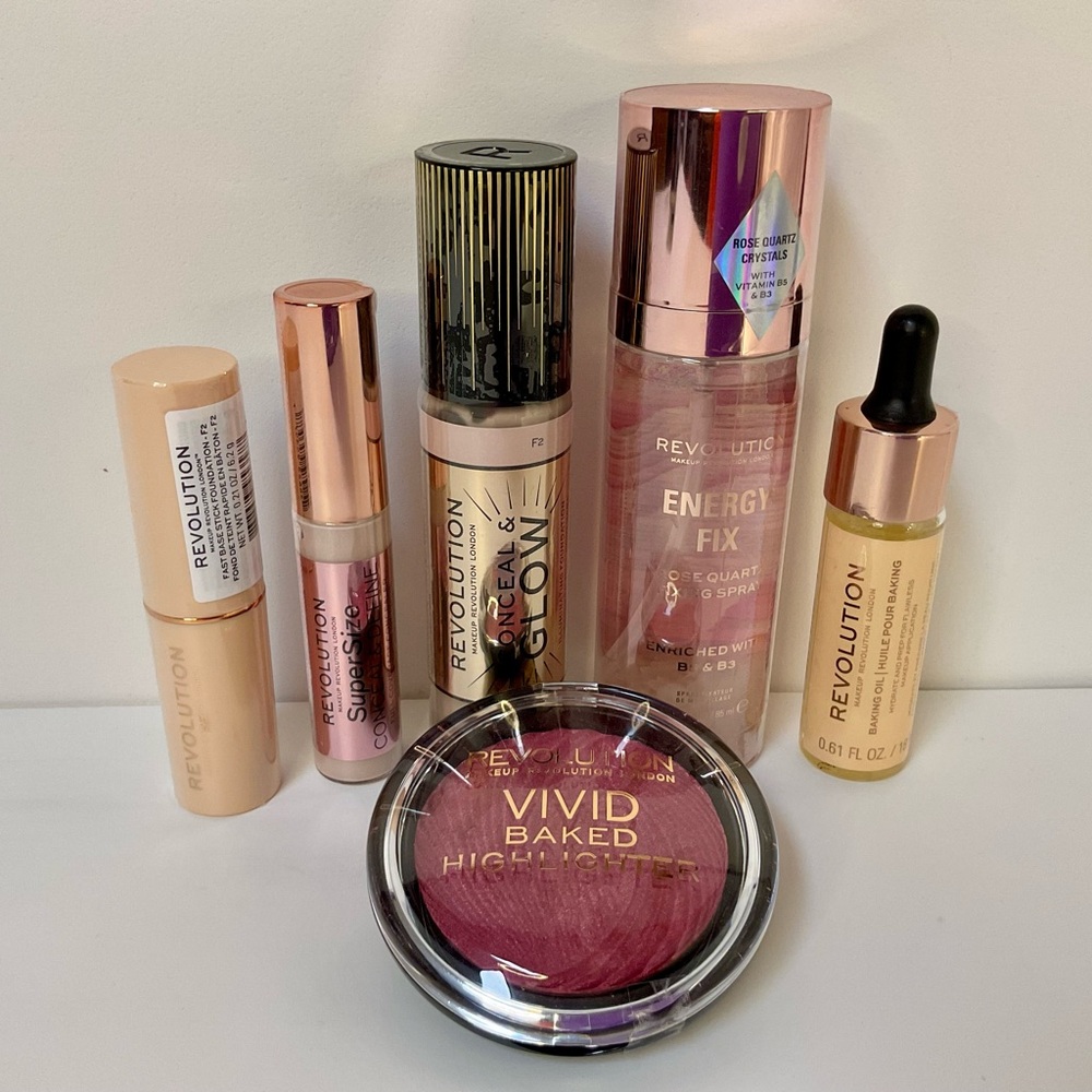Makeup Revolution Bundle- Fair to Light Skin Neutral Undertones- NWT
